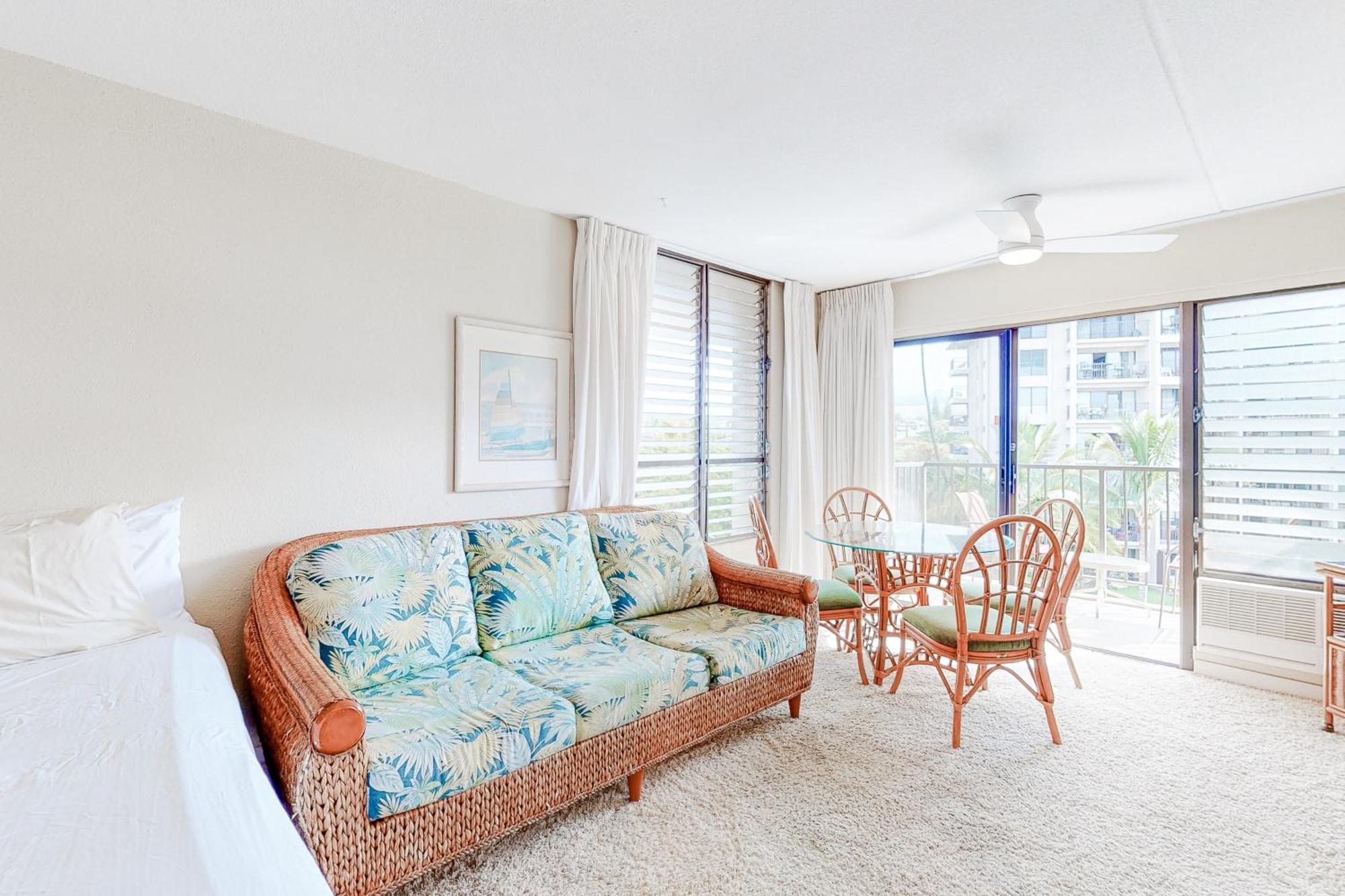 Kihei Akahi Apartahotel 3*